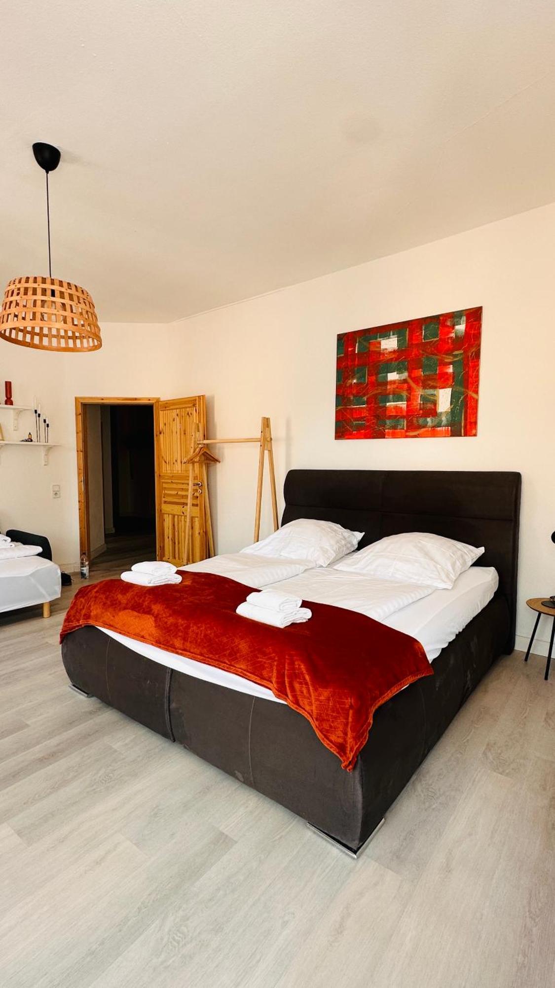 Amao-Brown I Exklusives City-Apartment I 85Qm I Privatparkplatz & Komfort I King-Size Bed Lahr/Schwarzwald Kültér fotó